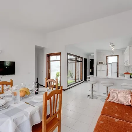 Apartment With Garden In Island Village Costa Adeje (Tenerife)