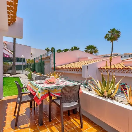 With Garden In Island Village Apartment